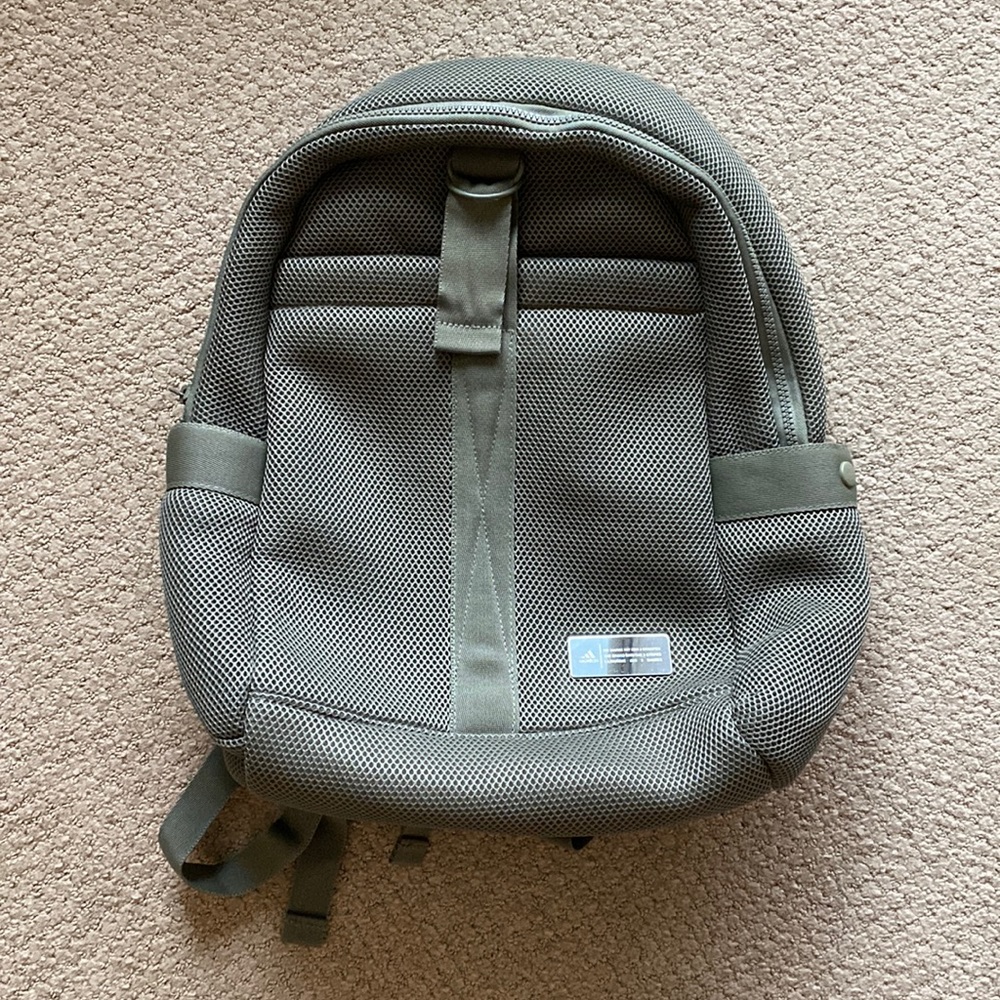 SOLD‼️ Adidas VGA backpack
